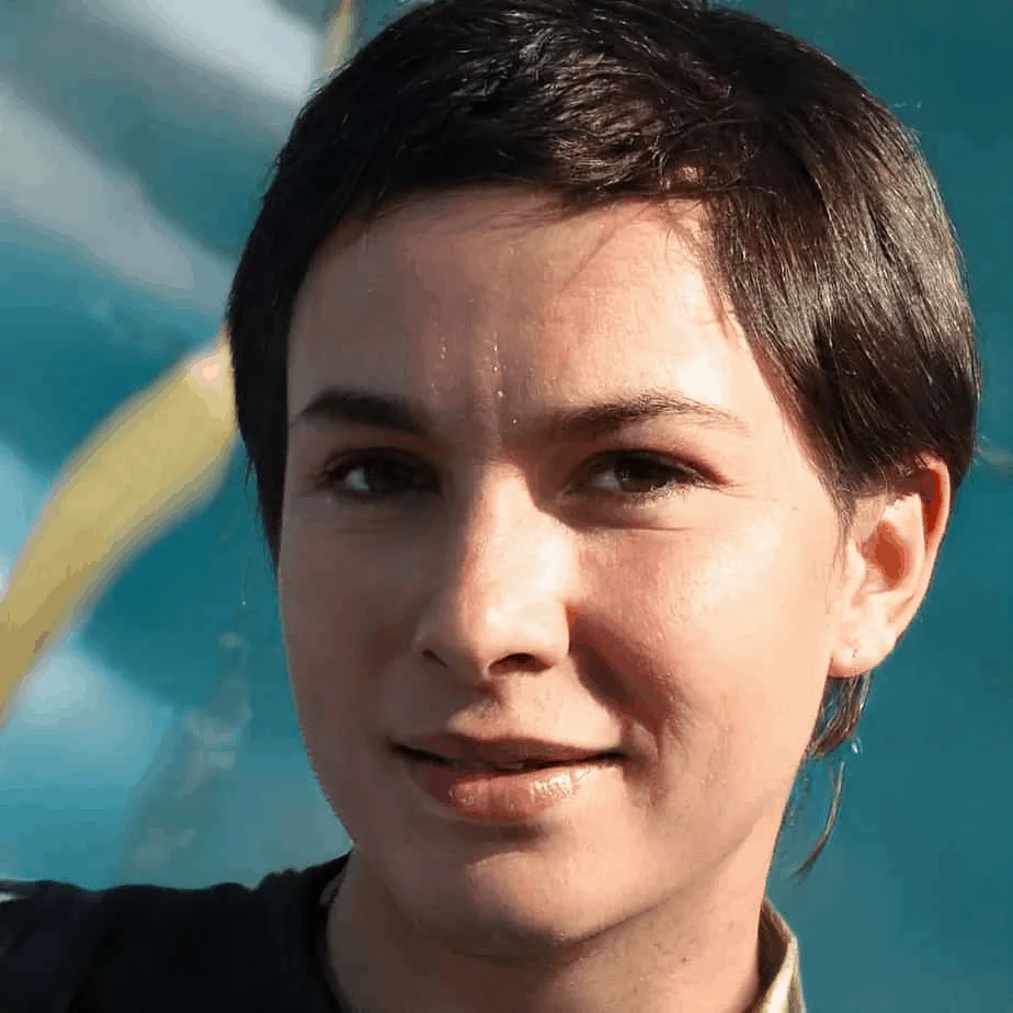 Samantha Moss – Editor & Content Ambassador, Romantific