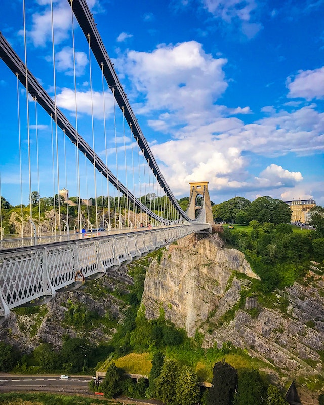 Visuals| Image showing a nice view of a bridge