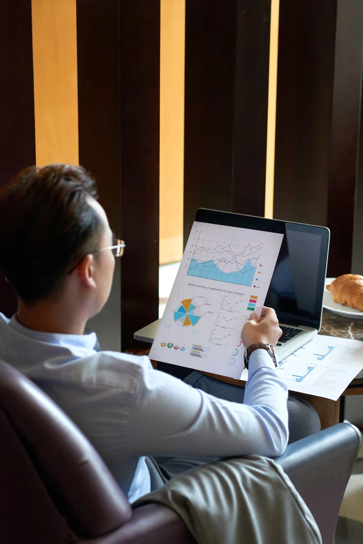 Recover SEO Traffic After Your Rebrand 14 Monitoring and Reporting with Ongoing Adjustments