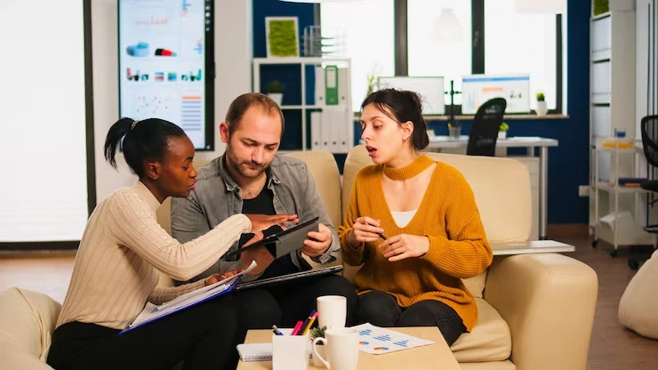 Expert Review Generation Team