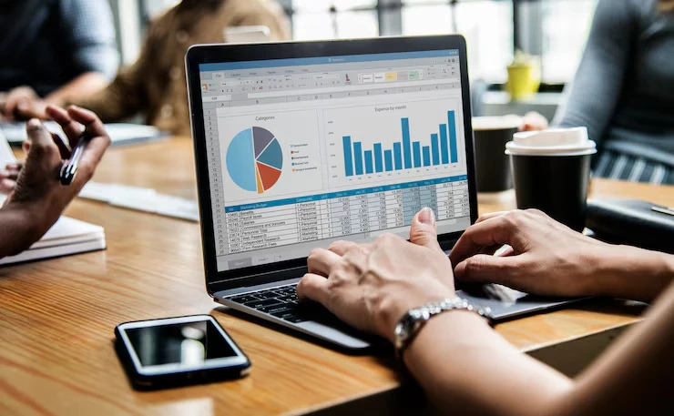 Analytics & Reporting services