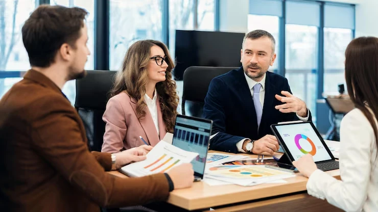 13 SEO Experts Reveal What Brands Still Get Wrong About AI Content (And What's Working in Google AI Overviews)
